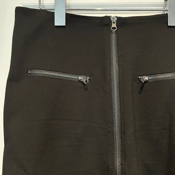 Black Pencil Skirt - Picture 2 of 6